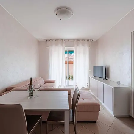 Daire Cozy 3-room Sanremo